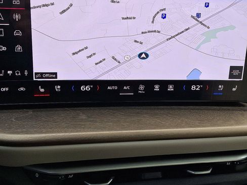 Used 2025 Audi Q5 Premium Plus w/ Premium Plus image 16