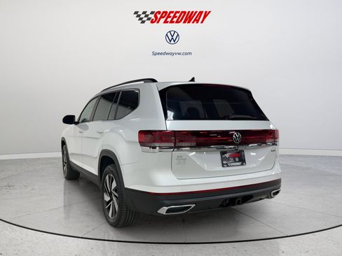 New 2026 Volkswagen Atlas SE image 5
