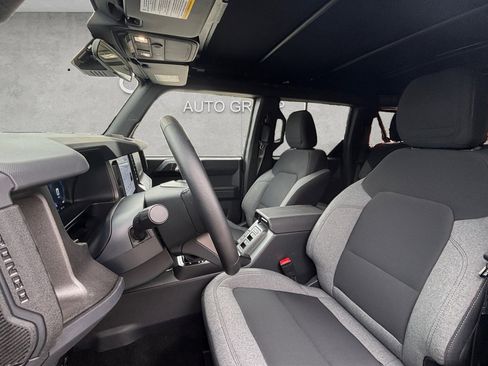 Used 2025 Ford Bronco Big Bend image 19