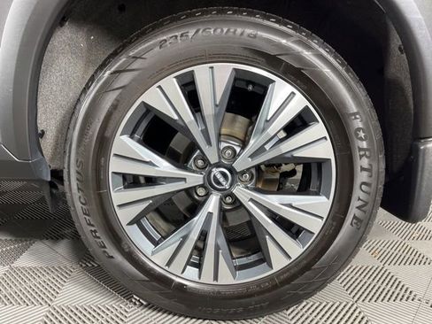 Used 2023 Nissan Rogue SV AWD/4WD image 15