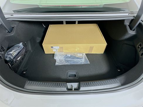 New 2026 Mercedes-Benz E 350 Sedan image 28