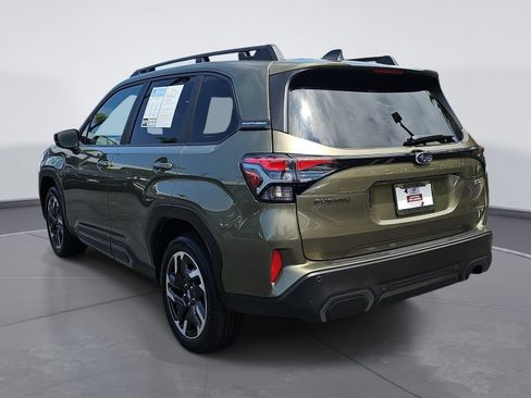 Certified 2025 Subaru Forester Limited AWD/4WD image 5