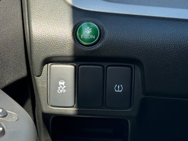 Used 2014 Honda CR-V LX image 17