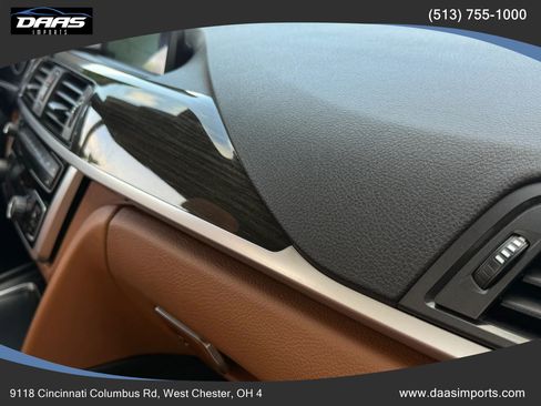 Used 2016 BMW 428i xDrive Convertible AWD/4WD image 32