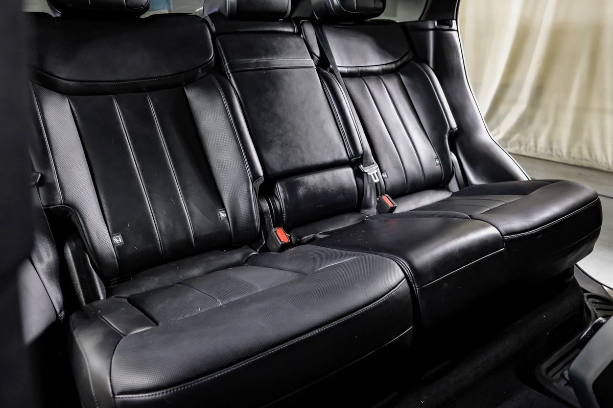 Used 2024 Land Rover Range Rover SE AWD/4WD image 30