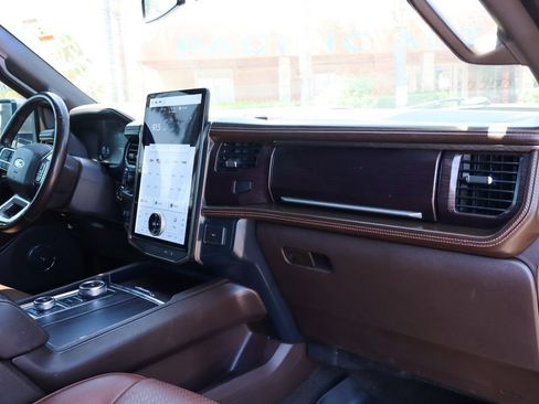 Used 2022 Ford Expedition Max King Ranch AWD/4WD image 47