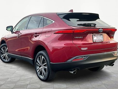 Used 2021 Toyota Venza LE image 10