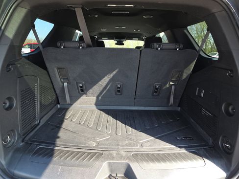 Used 2023 Chevrolet Tahoe LS image 33