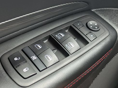 Used 2025 Dodge Durango GT w/ Blacktop Package RWD image 24
