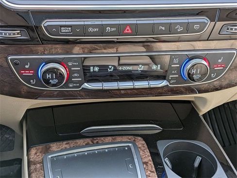 Used 2018 Audi Q7 3.0T Prestige w/ Prestige Package image 23