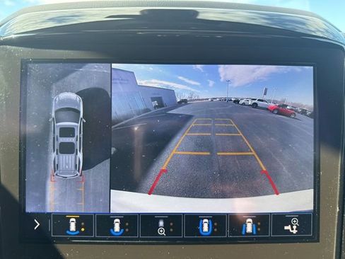 Used 2021 Chevrolet Traverse Premier w/ LPO, Floor Liner Package image 28