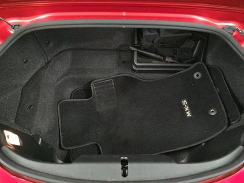Used 2023 MAZDA MX-5 Miata Grand Touring RWD image 13