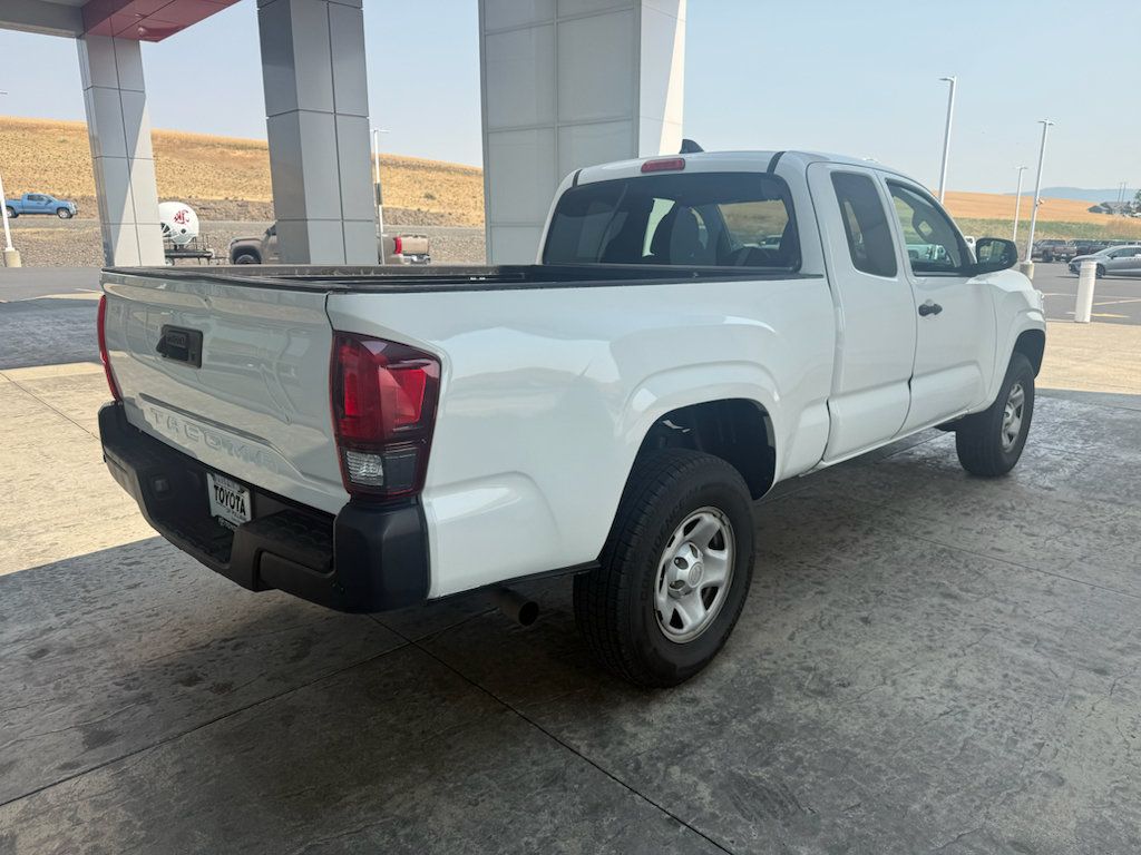 Used 2020 Toyota Tacoma SR RWD image 9