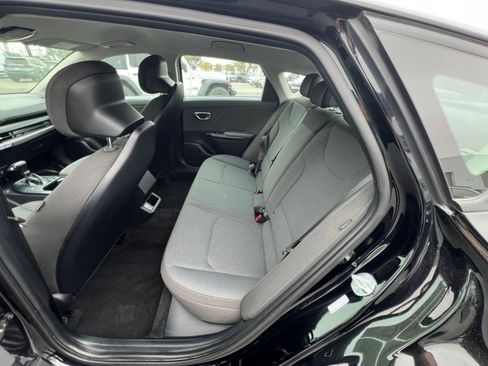 Used 2025 Kia K4 FWD image 29