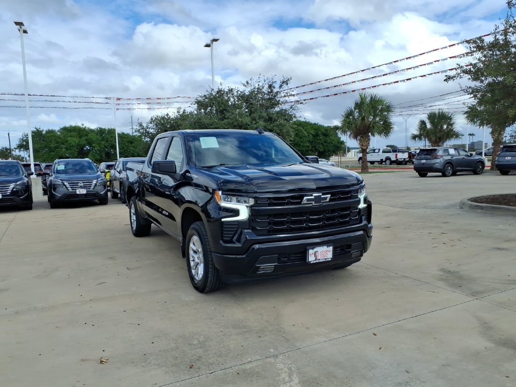 Used 2026 Chevrolet Silverado 1500 RST AWD/4WD image 7