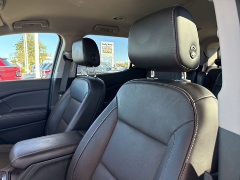 Used 2020 GMC Acadia SLT image 12