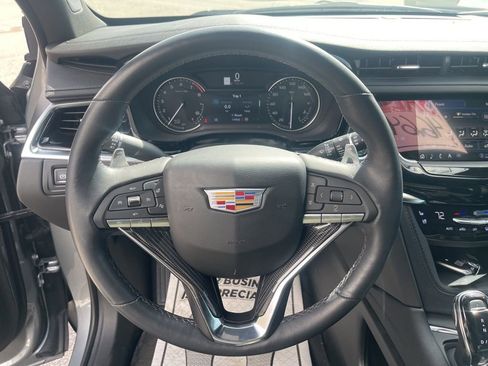 Used 2024 Cadillac XT6 Sport image 36
