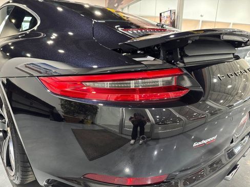 Used 2017 Porsche 911 Carrera image 37