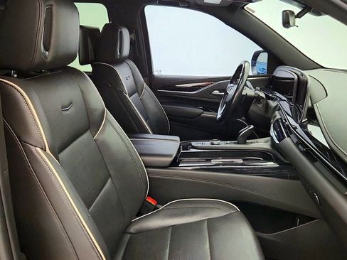 Used 2023 Cadillac Escalade ESV Sport w/ Touring Package AWD/4WD image 27
