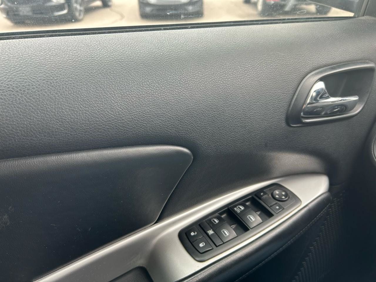 Used 2013 Dodge Journey SXT w/ Flexible Seating Group FWD image 27