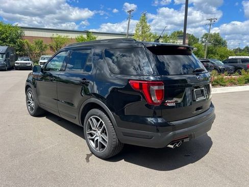 Used 2018 Ford Explorer Sport w/ Equipment Group 401A AWD/4WD image 7
