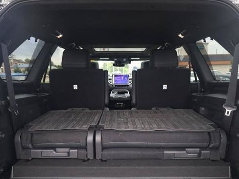 Certified 2025 Toyota Sequoia Platinum AWD/4WD image 27