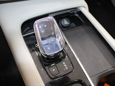 Used 2022 Volvo XC90 T8 Inscription w/ Advanced Package AWD/4WD image 37