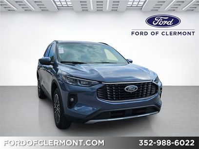 New 2025 Ford Escape SE