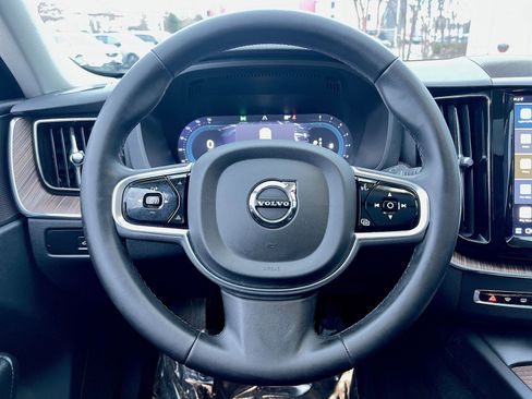 Used 2023 Volvo XC60 B5 Plus w/ Climate Package image 16