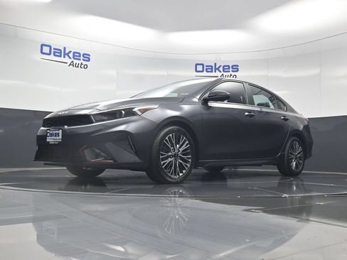 Certified 2023 Kia Forte GT-Line w/ GT-Line Premium Package FWD image 41