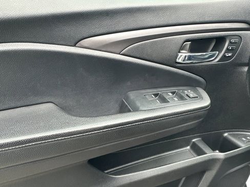 Used 2022 Honda Pilot EX-L image 11