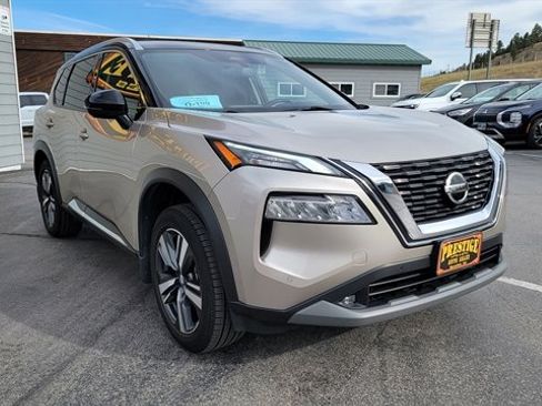 Used 2021 Nissan Rogue SL w/ Premium Package image 4