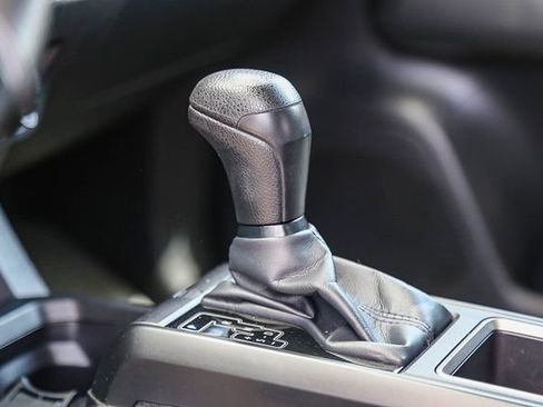 Used 2022 Toyota Tacoma SR AWD/4WD image 25