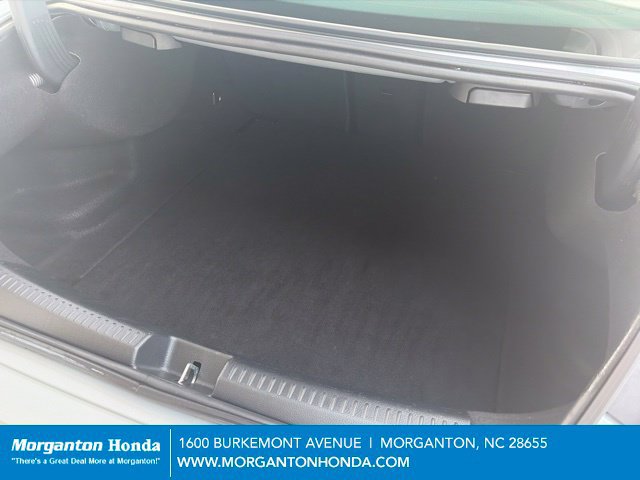 Used 2025 Mercedes-Benz CLA 250 4MATIC image 32