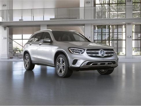Certified 2022 Mercedes-Benz GLC 300 4MATIC image 11