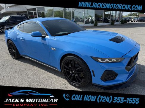 Used 2024 Ford Mustang GT Premium image 5