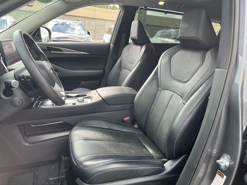 Certified 2023 INFINITI QX60 Luxe w/ Cargo Package AWD/4WD image 2