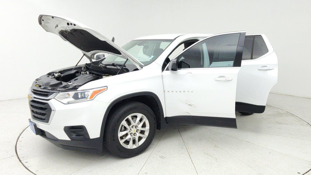 Certified 2020 Chevrolet Traverse LS FWD image 10