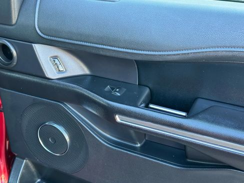 Used 2018 Ford Expedition XLT w/ Equipment Group 202A image 27