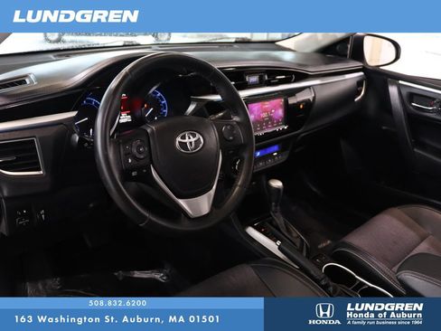 Used 2015 Toyota Corolla S FWD image 4