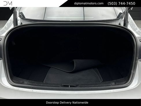 Used 2025 Tesla Model 3 Long Range image 40
