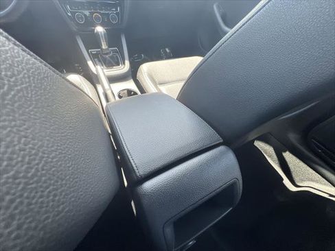 Used 2017 Volkswagen Jetta SEL FWD image 20