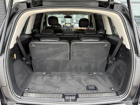 Used 2017 Mercedes-Benz GLS 550 4MATIC image 37