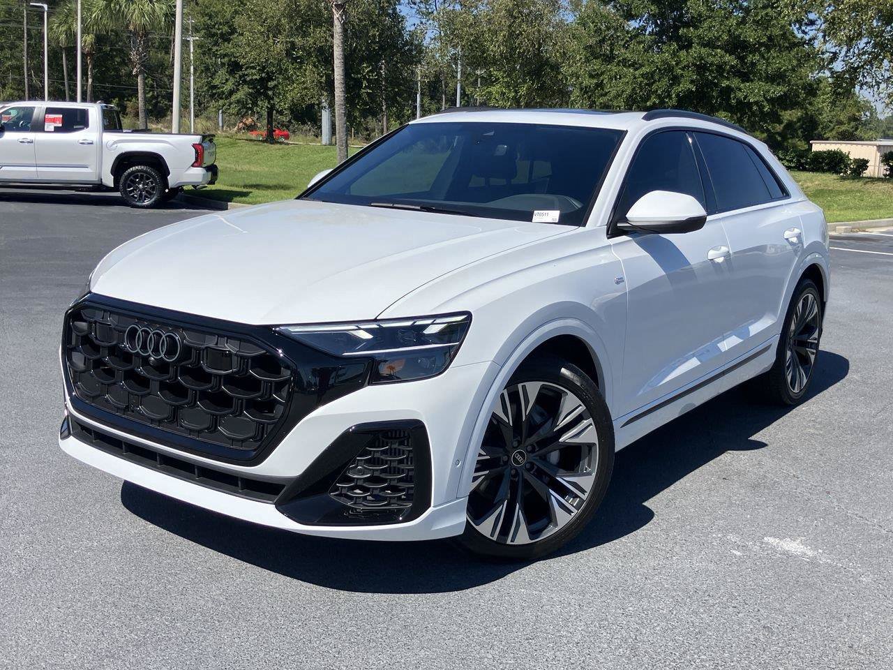 Used 2026 Audi Q8 Premium Plus AWD/4WD image 1