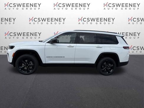 New 2026 Jeep Grand Cherokee L Limited w/ Limited Altitude Package RWD image 3