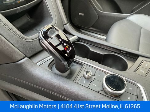 Certified 2022 Cadillac XT5 Premium Luxury w/ LPO, Floor Liner Package image 32