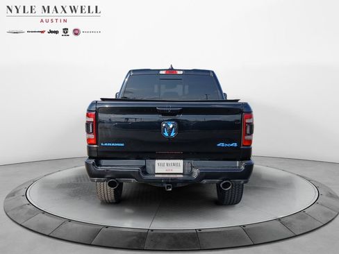 Used 2019 RAM 1500 Laramie AWD/4WD image 15
