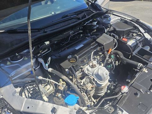 Used 2017 Honda Accord LX image 19