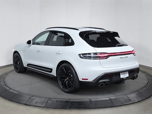 Used 2025 Porsche Macan GTS image 3