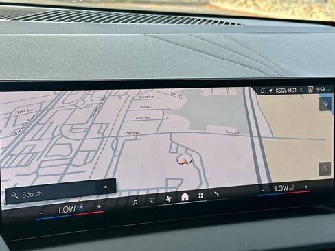 Used 2025 BMW X3 xDrive30i w/ Premium Package image 21